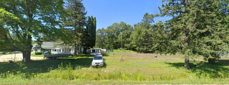 Undetermined Mackinaw Hwy Motel - 2022 Street View - Motel Was On Right (newer photo)
